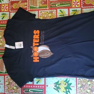 Hooters Nation's Capital Washington D.C. V Neck Shirt Adult Small